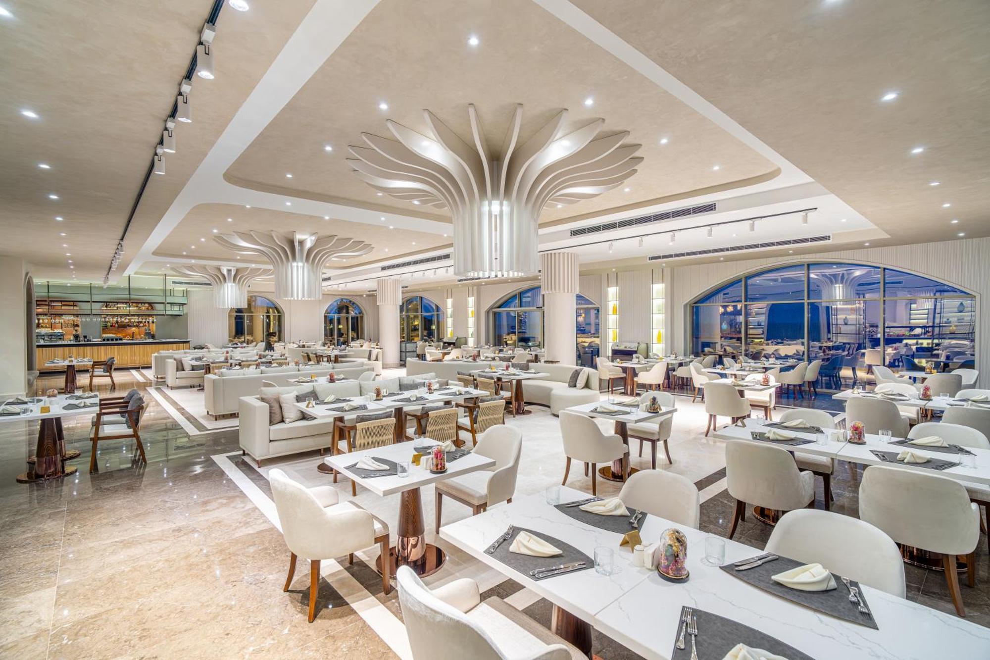 Merit Royal Premium Hotel Casino & Spa Karavas  Exterior photo