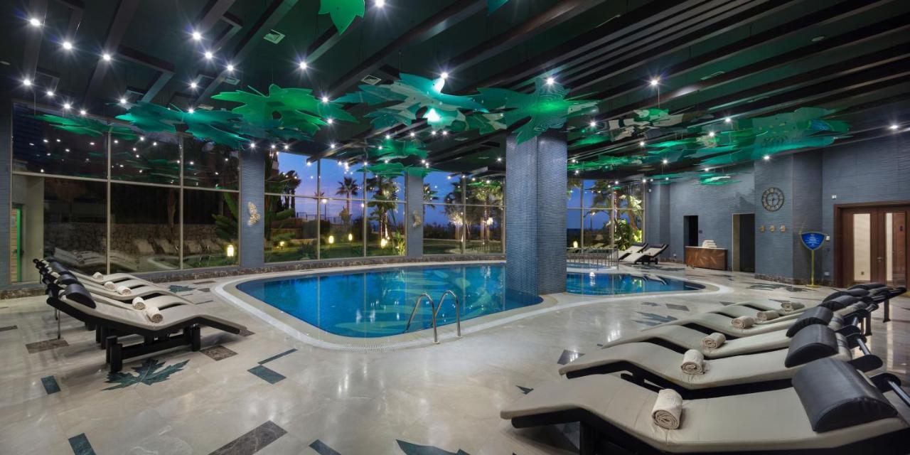 Merit Royal Premium Hotel Casino & Spa Karavas  Exterior photo